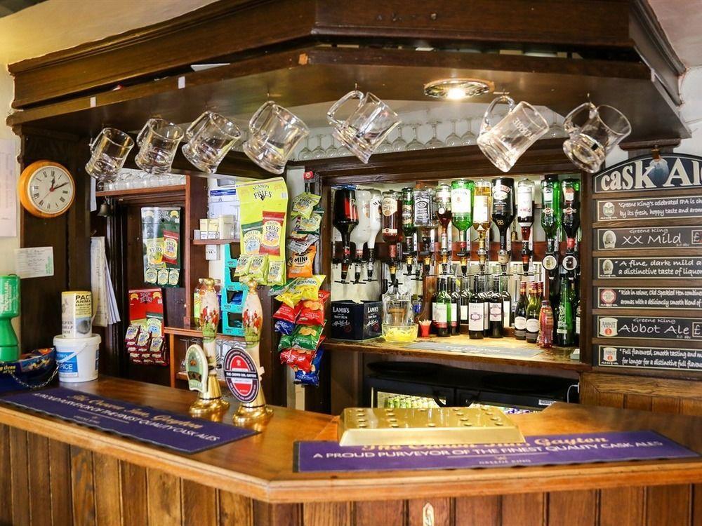 The Crown Inn Gayton  Eksteriør bilde